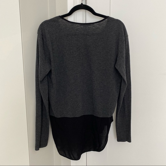 ⛄️ Zara Grey and Black Long Sleeve - Picture 3 of 5